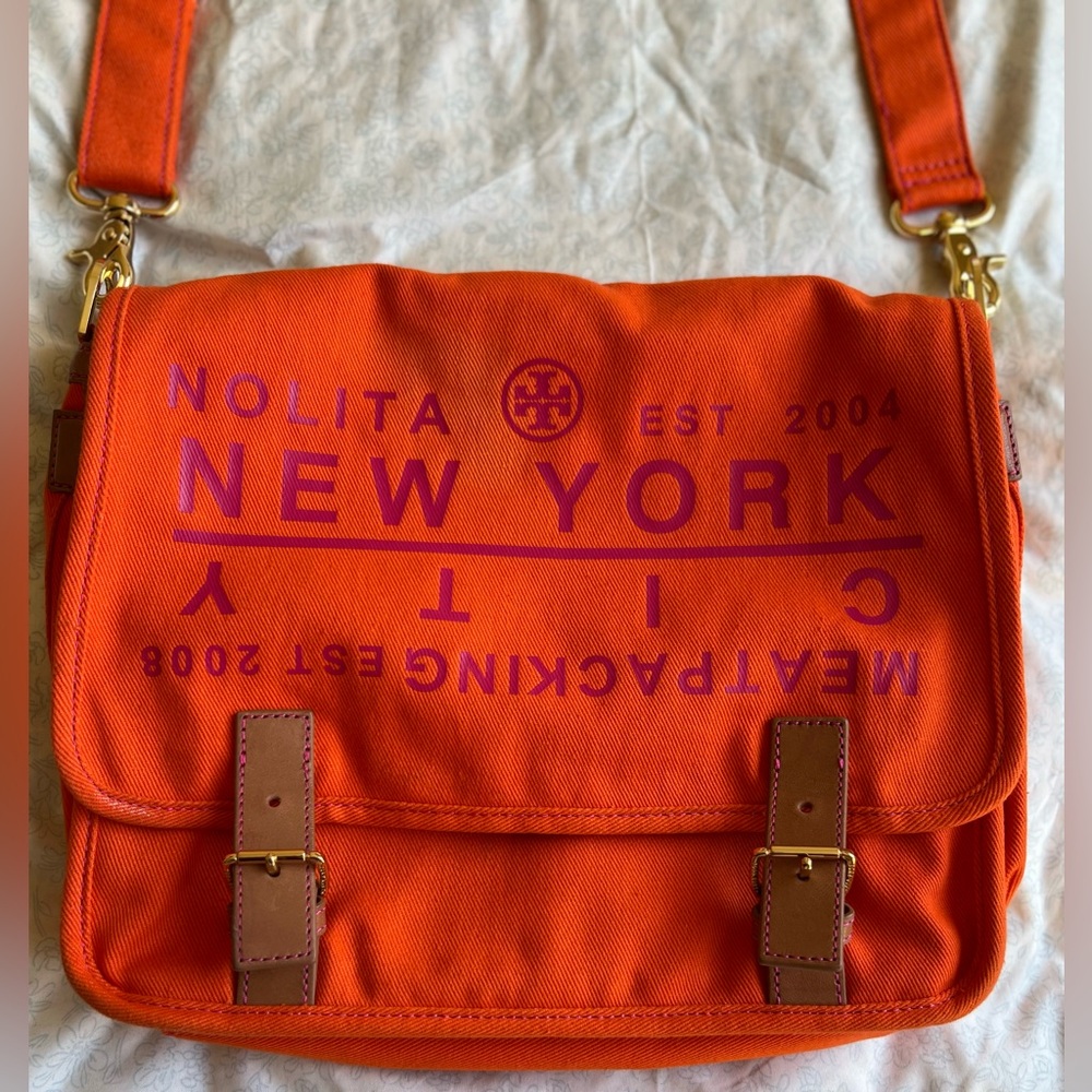 Tory Burch orange NYC Nolita/Meatpacking messenger crossbody - Picture 3 of 12